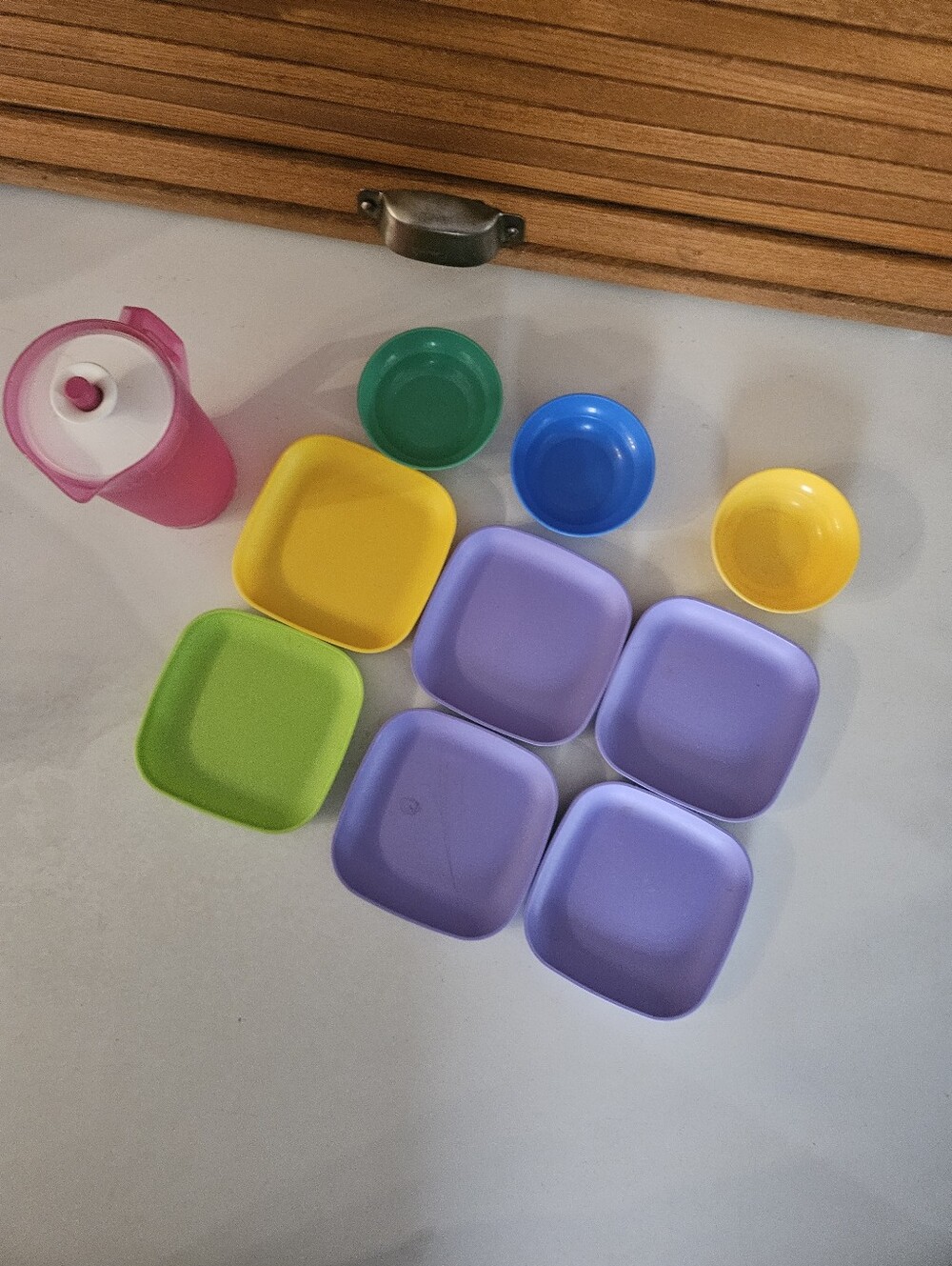 VTG Assorted Tupperware Play Dishes - Picture 2 of 4